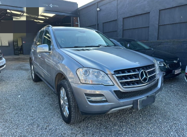 Auto MERCEDES BENZ ML 350 2011
