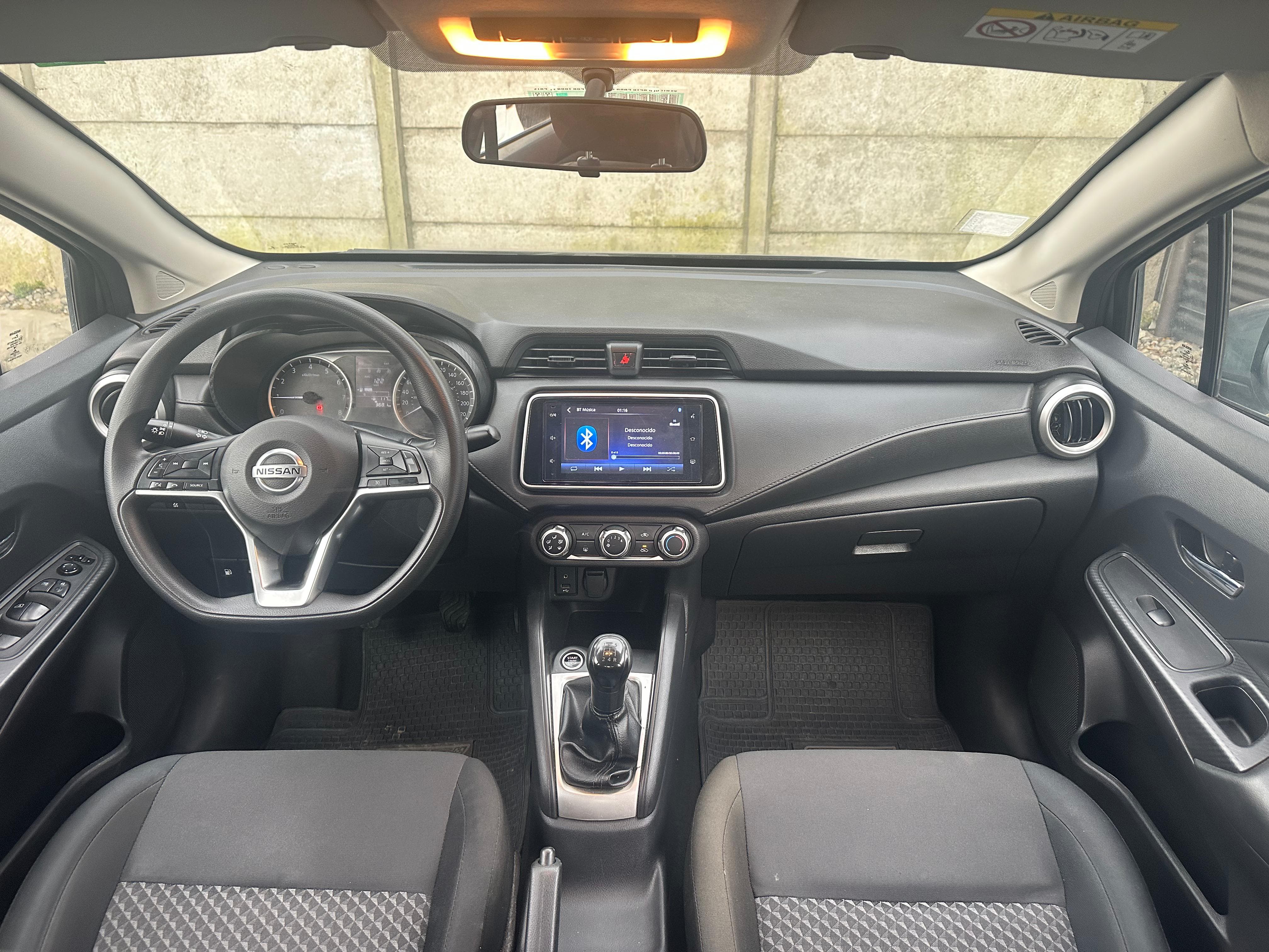 Foto del NISSAN VERSA